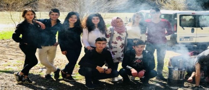 Sınırda piknik keyfi