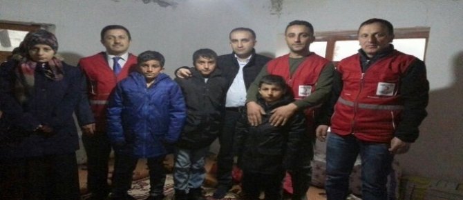 Kızılay, 5 nüfuslu aileye kucak açtı