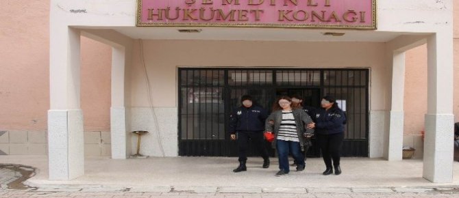 Hakkari’de FETÖ üyesi karı-koca tutuklandı