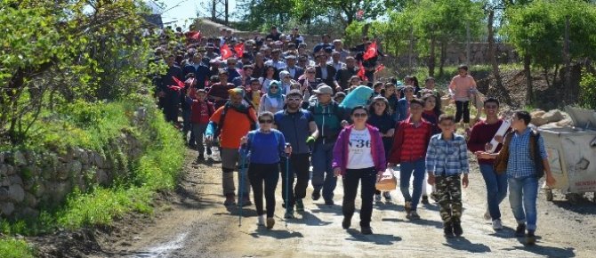 Derecik halkı 25 yıl sonra evlerine döndü