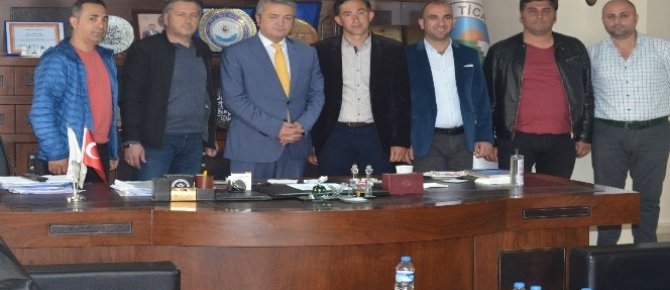 Başkan Taş’a tebrik ziyareti
