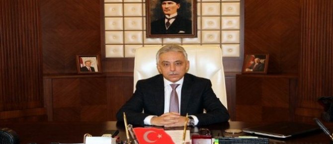 Vali Toprak’tan 23 Nisan mesajı