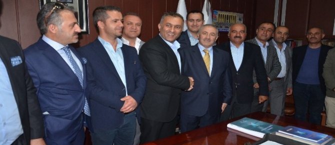 Yüksekova’da ticaret odası başkanı Pınar oldu