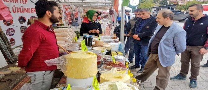 Başkan Vekili Epcim’den ‘Yöresel Ürün Fuarı’na ziyaret