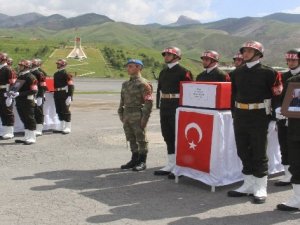 Hakkari’de şehit uğurlama töreni