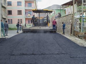Kıran ve Berçelan Mahallelerinde Asfalt Çalışması