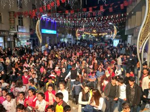 Hakkari'de Ramazan Şenliklerine Yoğun İlgi