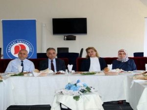 Vali Toprak’tan Hakkari Üniversitesine ziyaret