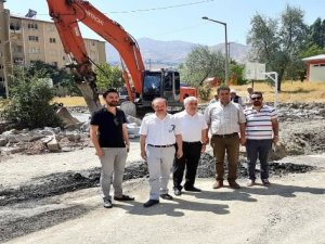 Hakkari’de ‘Tekser Sümbül Park’ çalışmaları başladı