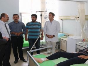 Vali Vekili Abacı’dan yaralı korucuya ziyaret