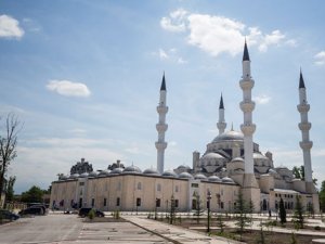 Orta Asya’nın en büyük camisini Erdoğan ibadete açacak