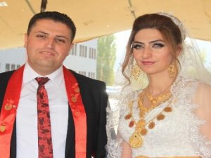 AK Parti’li Mulamahmutoğlu’na görkemli düğün