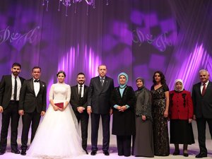 Cumhurbaşkanı Erdoğan nikah şahidi oldu...
