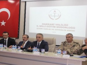 Hakkari'de eğitim-öğretim değerlendirme toplantısı