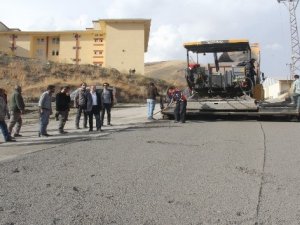 Hakkari Belediyesinin hizmet ağı sürüyor