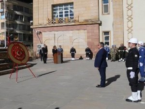 Hakkari'de 29 Ekim Cumhuriyet Bayramı