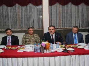 HATSO'dan Vali Akbıyık onuruna yemek