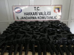 Hakkari'de cephanelik ele geçirildi